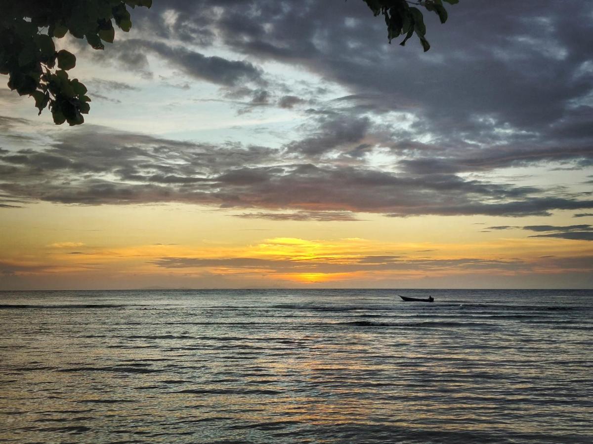 West Mansuar Homestay Pulau Mansuar Luaran gambar
